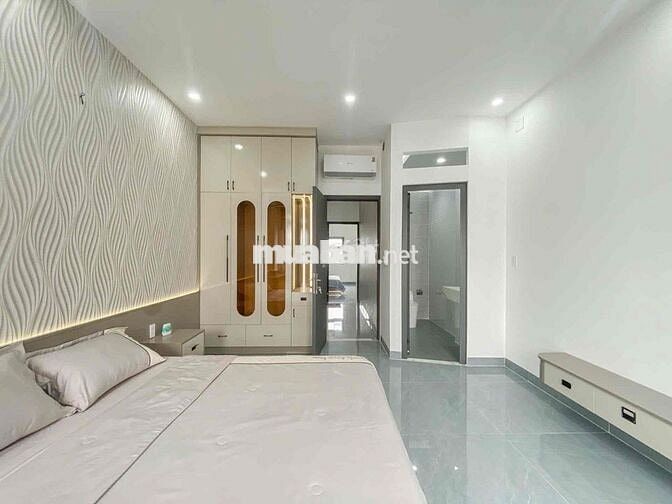 BÁN NHÀ,BÌNH TÂN,GẦN Tân Phú 60m, HXH 5 TẦNG BTCT Chỉ 6.55TỶ
