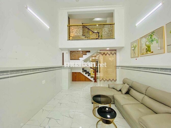 CHO THUÊ NHÀ ĐẸP CÓ THANG MÁY 4X20M MẶT TIỀN ĐƯỜNG SỐ P.TÂN HƯNG Q7