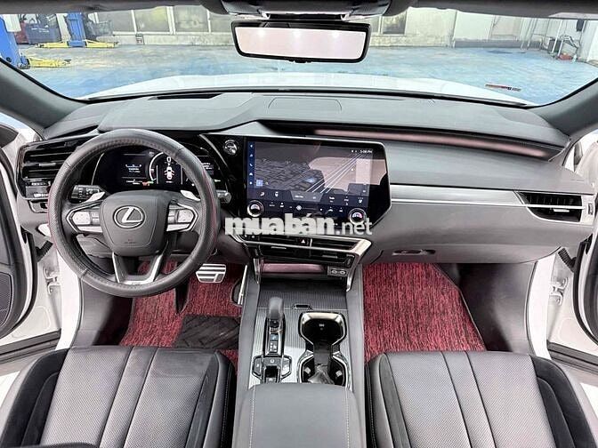 Lexus RX 500h F SPORT Performance 2024 12000 km