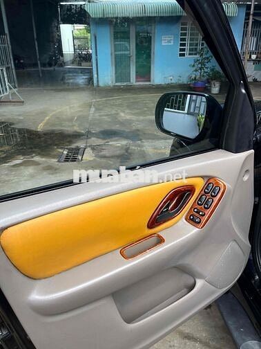 Ford Escape 2004 3.0 V6 Đen
