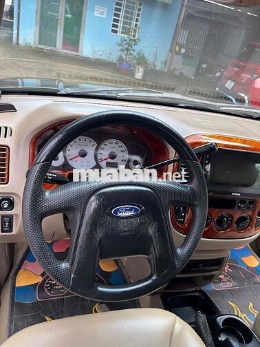 Ford Escape 2004 3.0 V6 Đen