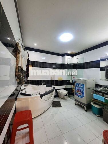 🔥NHÀ 4 TẦNG TRUNG TÂM Q3- SÁT MẶT ĐƯỜNG ĐIỆN BIÊN PHỦ 38M². GIÁ 8,4Đ