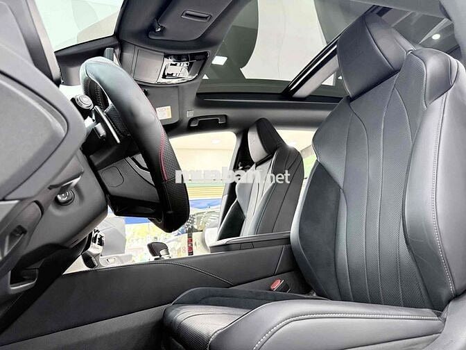 Lexus RX 500h F SPORT Performance 2024 12000 km