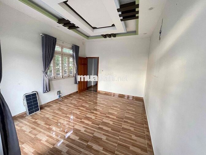 Cho thuê nhà 2 mặt tiền góc Đông Thạnh 4 Hóc Môn, 7PN, DT khủng kinh d