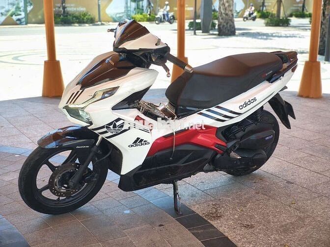 Honda Air Blade Trắng, Đen, Đỏ cần bán hoạc gl 