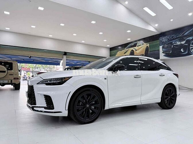 Lexus RX 500h F SPORT Performance 2024 12000 km