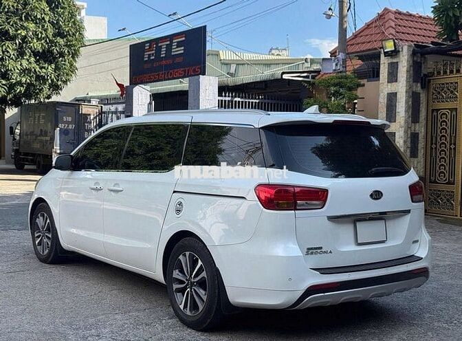 Kia Sedona 2018 Full kịch 80.000 km Trắng