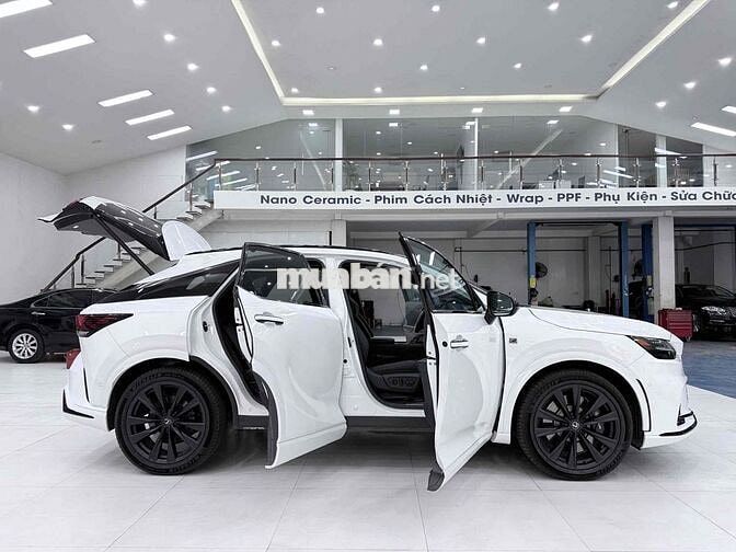 Lexus RX 500h F SPORT Performance 2024 12000 km