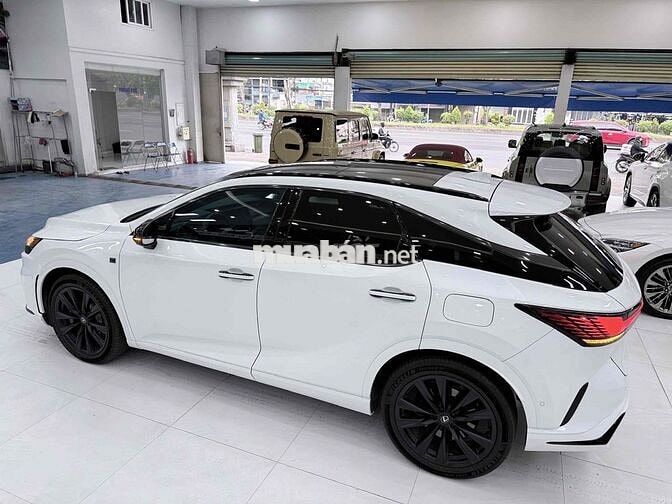 Lexus RX 500h F SPORT Performance 2024 12000 km