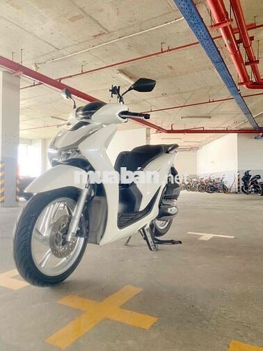 Honda SH 15000 km Trắng