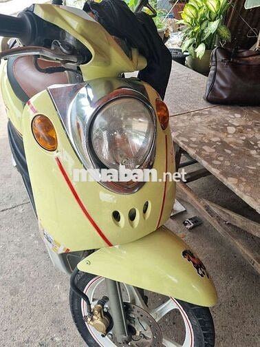 Yamaha Mio Classico màu Vàng
