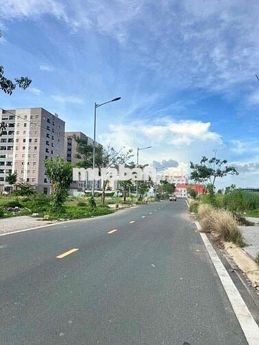 bán cặp nền C4-28,29. khu golden City An Giang
