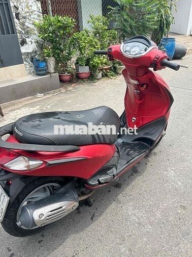 Piaggio Fly fi phun xăng điện tử. Máy êm thì thầm