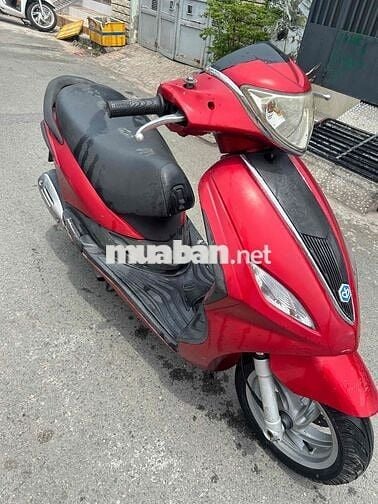 Piaggio Fly fi phun xăng điện tử. Máy êm thì thầm