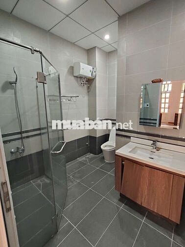 NHÀ NGAY KHA VẠN CÂN, SÂN ĐẬU OTO. 1TRỆT 1LẦU 4X23M 2PN 2WC, Ở+LÀM VP
