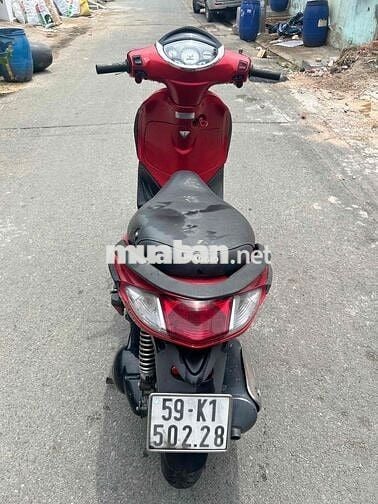 Piaggio Fly fi phun xăng điện tử. Máy êm thì thầm