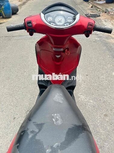 Piaggio Fly fi phun xăng điện tử. Máy êm thì thầm