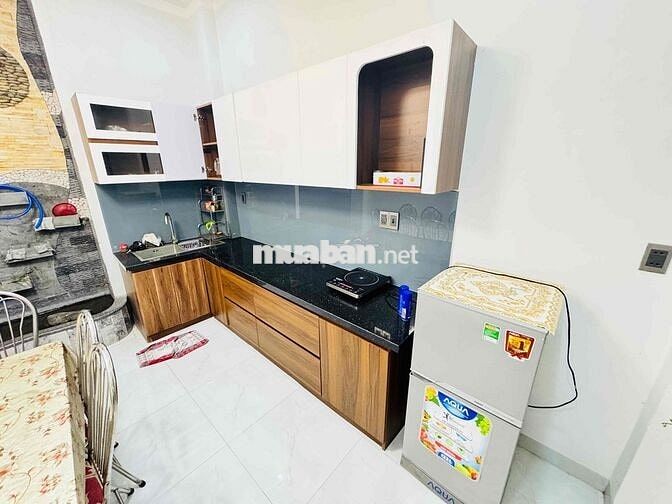Nhà nguyên căn đường Lê Hồng Phong Fullnt