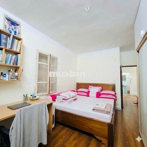 Cần bán nhà tầng 3 khu nhà Viện năng lượng, trung tự, đống đa