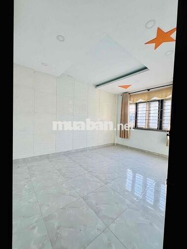 Cho Thuê Biệt Thự Đường Nhựa Thông DT 10x40m 1Trệt 1Lầu 5Pn 4Wc Vườn