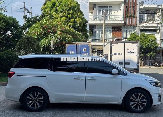Kia Sedona 2018 Full kịch 80000 km Trắng