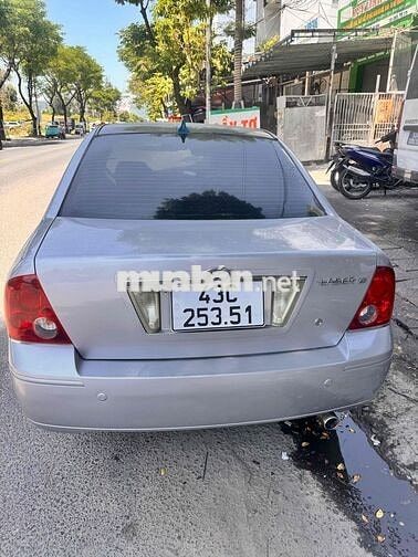 Ford Laser 1.8 GHIA Bạc