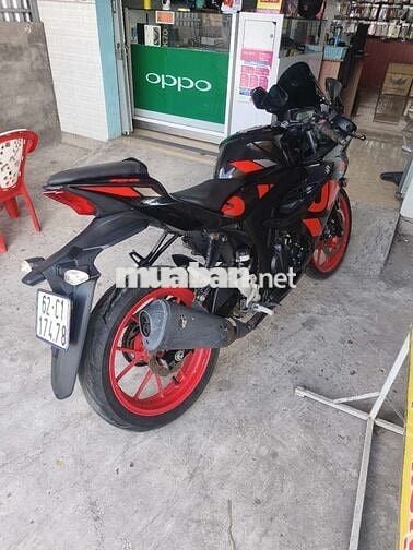 Suzuki GSX-R150 Đen đỏ 18.000 km