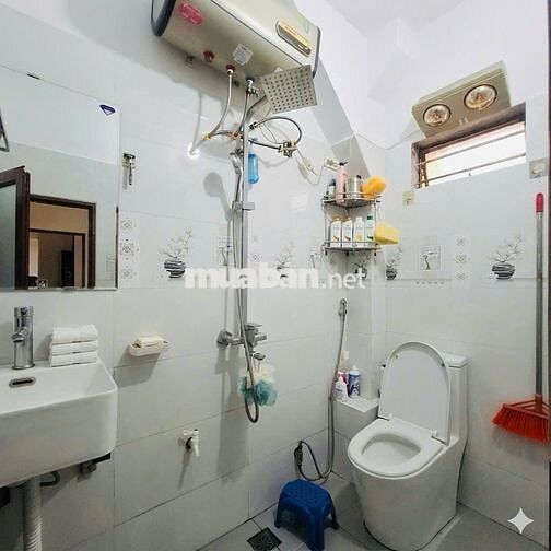 Cần bán nhà tầng 3 khu nhà Viện năng lượng, trung tự, đống đa