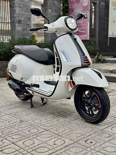 GTS Super 150 Keyless Trắng 2024