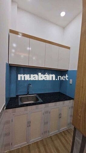Nhà Đúc 2 Lầu Metro Q12. 3PN2WC. Mới đẹp. Chính chủ