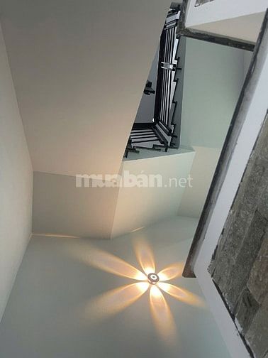 Nhà mới đẹp đường Bình Long 4.15x18.2m, 2 lầu ST cách vài căn ra MT