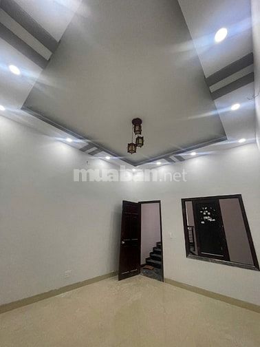 Nhà mới đẹp đường Bình Long 4.15x18.2m, 2 lầu ST cách vài căn ra MT