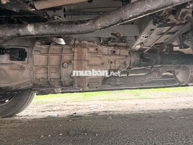 Toyota Hiace 2008 3 chổ máy dầu 945kg