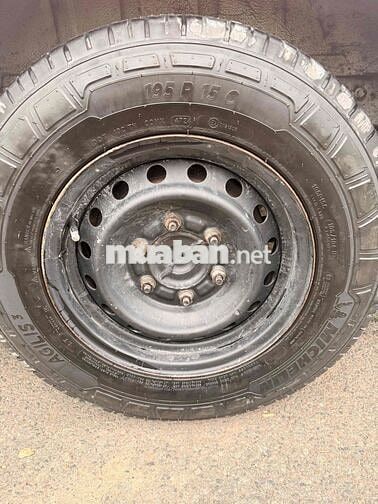 Toyota Hiace 2008 3 chổ máy dầu 945kg