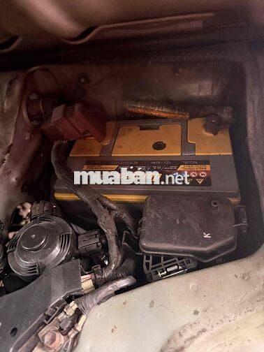 Toyota Hiace 2008 3 chổ máy dầu 945kg