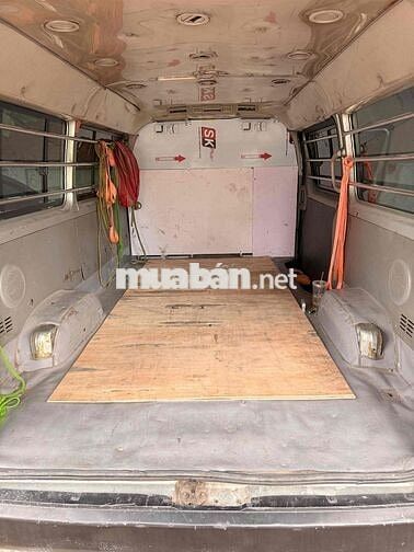Toyota Hiace 2008 3 chổ máy dầu 945kg