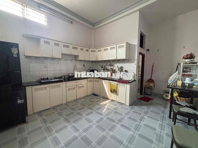 NHÀ NGUYÊN CĂN , 3 PN 3 nvs NGAY GẦN CC PICITY Q12
