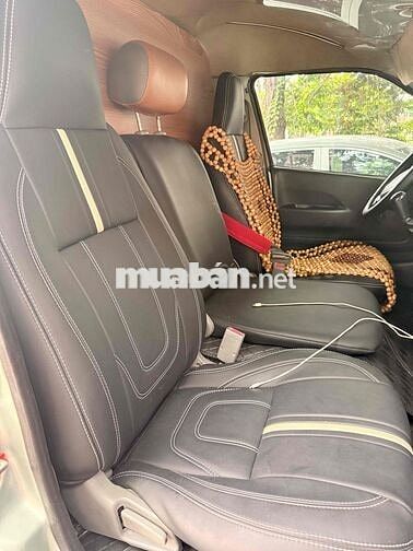 Toyota Hiace 2008 3 chổ máy dầu 945kg
