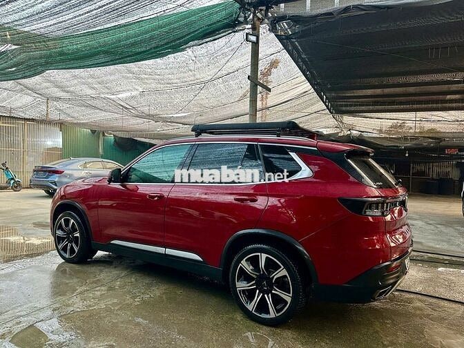 VinFast Lux SA2.0 Pre Đỏ