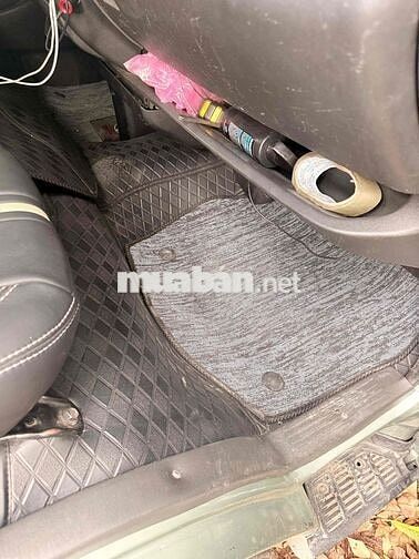 Toyota Hiace 2008 3 chổ máy dầu 945kg