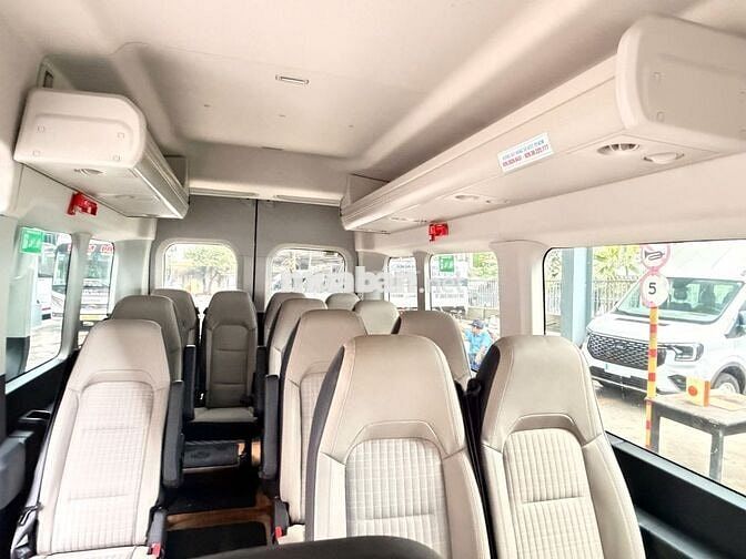 FORD TRANSIT 2024 XE LƯỚT 2v_1 Chủ đi rất kỹ luôn