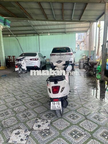 Piaggio Vespa Sprint màu Kem