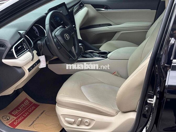 Camry 2.0G 2022 XHD đủ