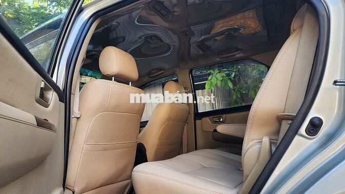 Toyota Fortuner 2014 Bạc