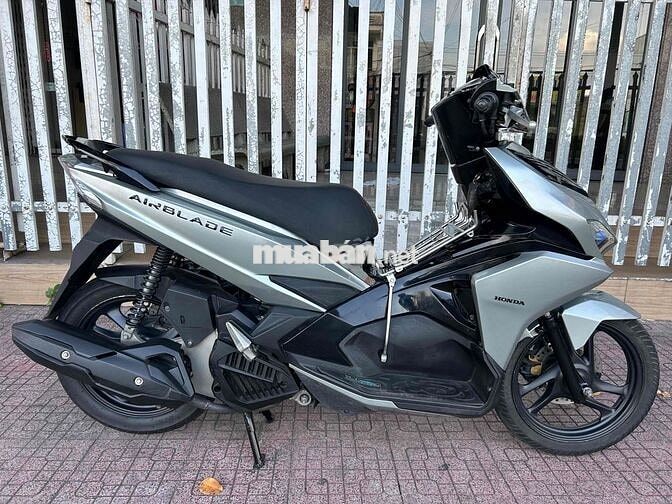 Honda Air Blade Led 125 zin êm sạch đẹp chính chủ