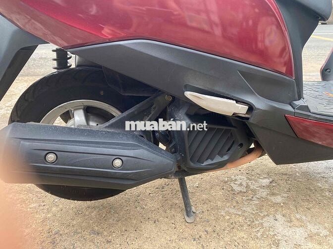 Honda Lead Đỏ. 2014.  con dep