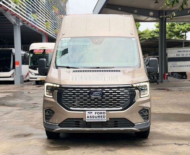 FORD TRANSIT 2024 XE LƯỚT 2v_1 Chủ đi rất kỹ luôn