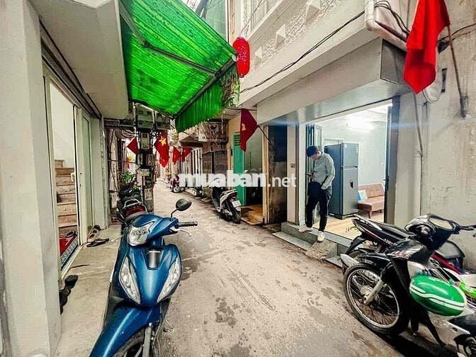 Lô góc phố Minh Khai nhà đẹp 25m2  x5T giá 4.8 tỷ sổ vuông đẹp thoáng