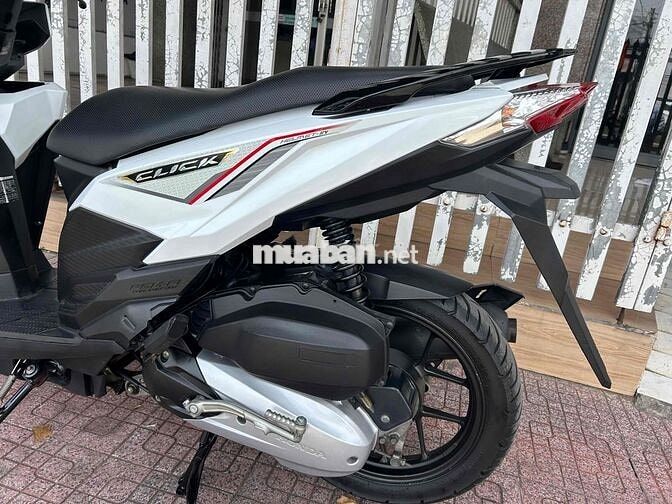 Honda Click Thái Trắng zin êm sạch đẹp chính chủ