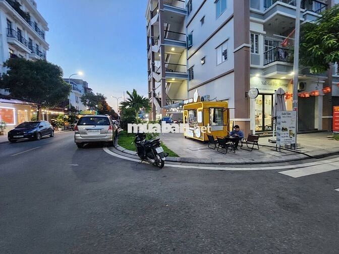 Vị trí đắc địa  Tầng 1 KHU MỚI  tại Chung cư Hoàng huy - An Đồng